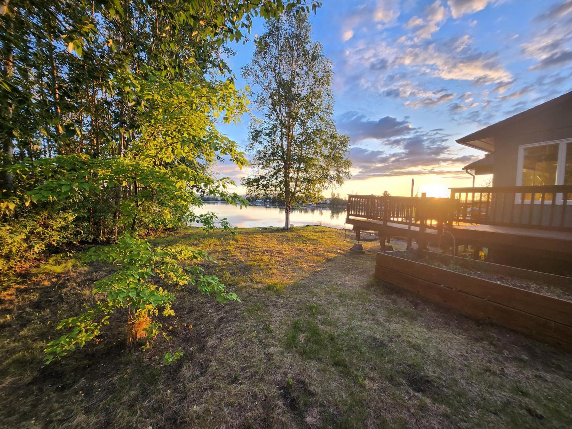Hidden Lakefront Villa Fairbanks Eksteriør bilde